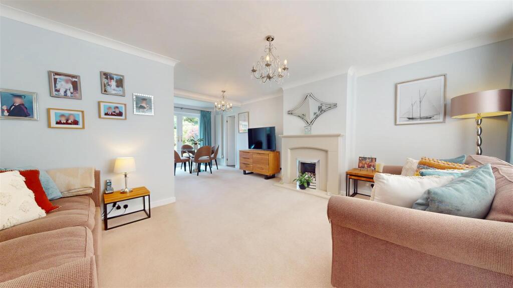 Central Drive Reception Room