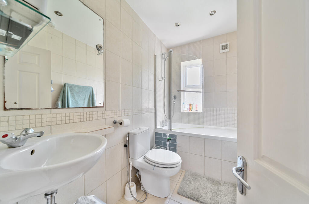 1309785-12-684bee...