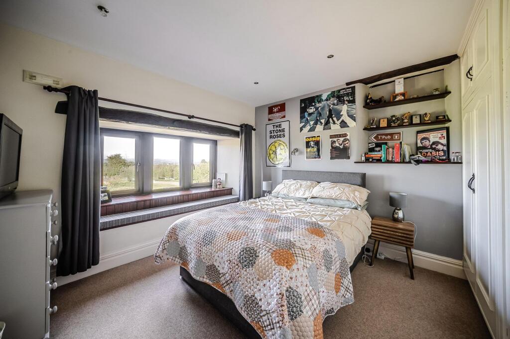 BEDROOM 5