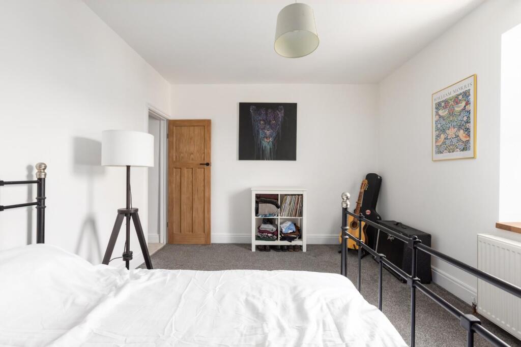 1 Sherbourne St, BS5-18.jpg