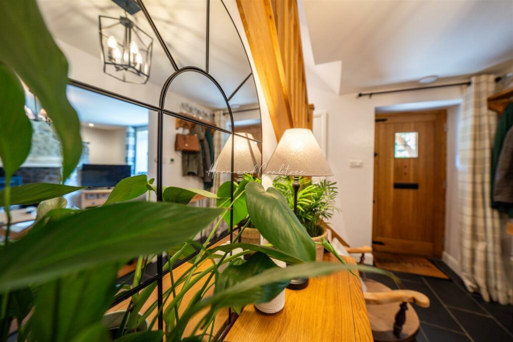 Rhiwbina Hill, Cardiff, HernCrabtree (9).jpg