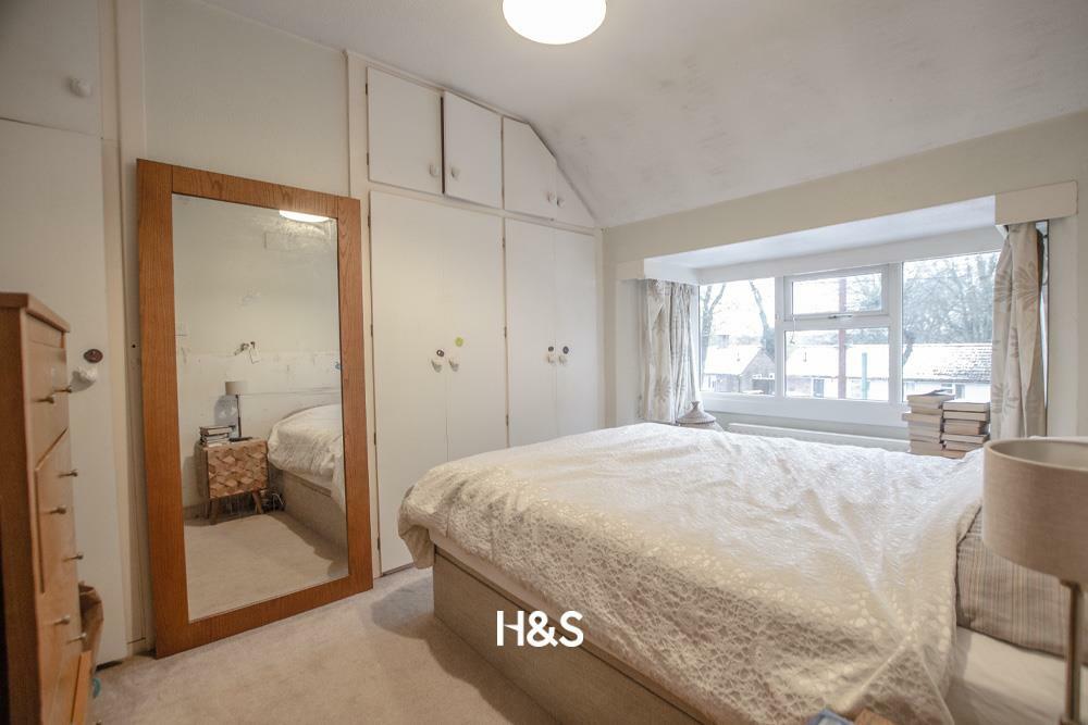 69 lodge road bedroom 1.jpg