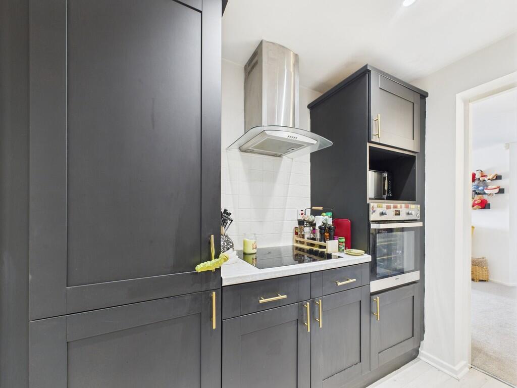 CAM01835G0-PR0252...