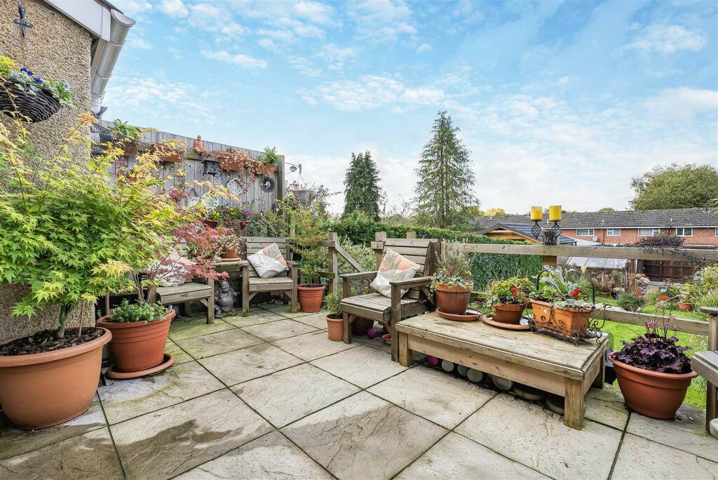 72 Ruscote Avenue-14.jpg