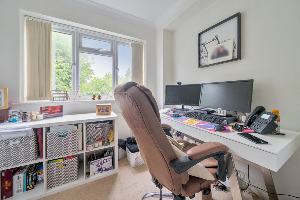 1315048-22-685d95...