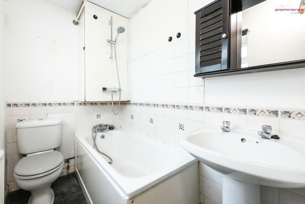 GFF, 91 Round Hill Crescent-0005_lge