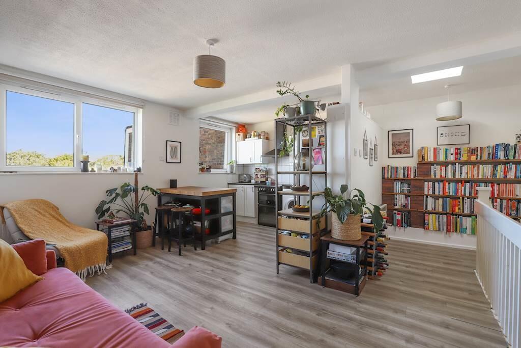 08-9c5cJHHGLL - 5...