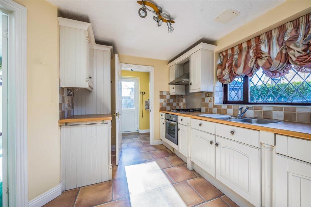 22 Wilby Lane, Copnor-Small-PorticoMarketing-SoldB