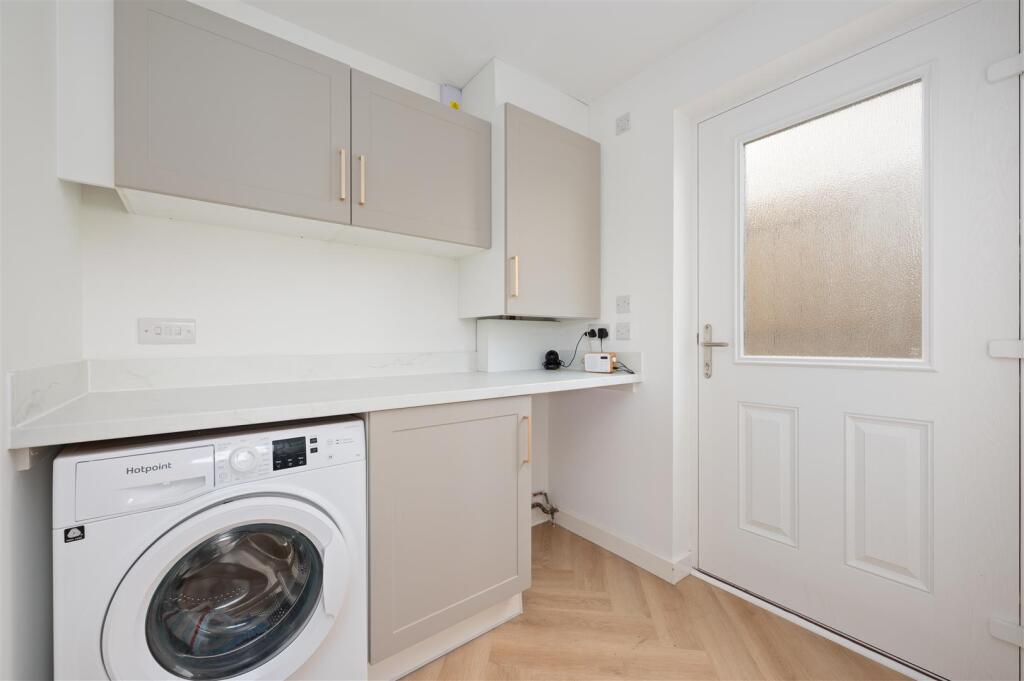 61HawkStreet017.JPG