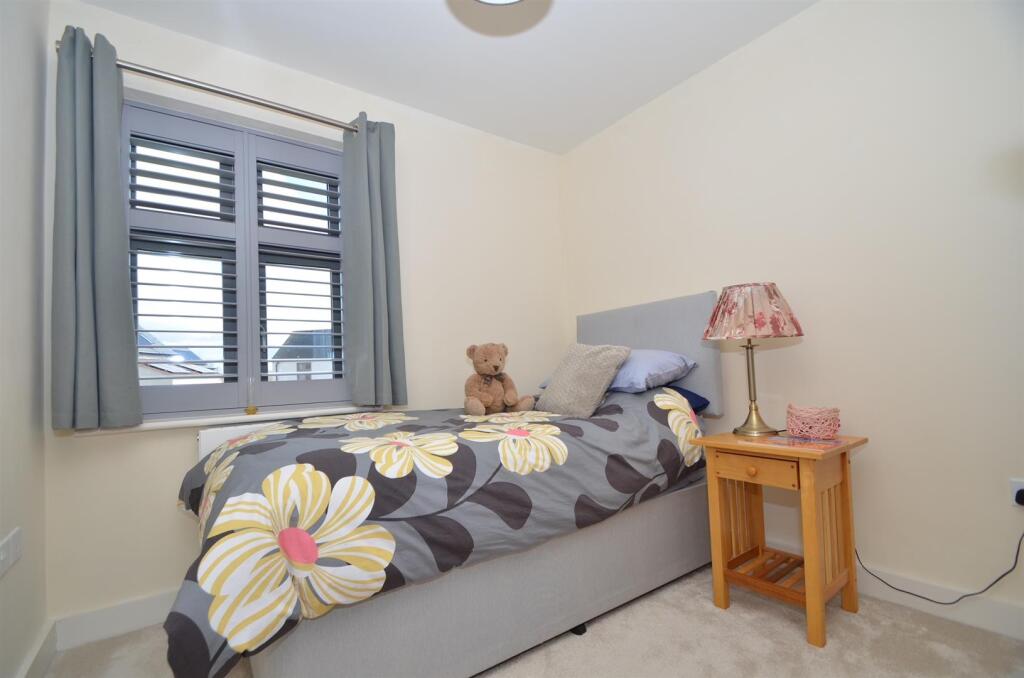 Bedroom3.jpg