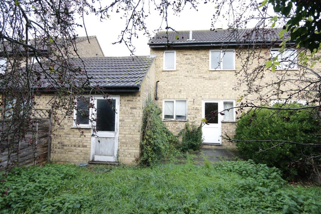 3 Cedar Close, Shefford (1).JPG