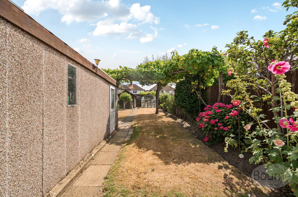 12ea47d7-6fef-4b7...