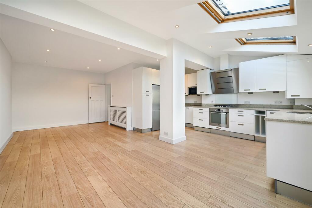 Open Plan Kitchen/Dining/Family Room