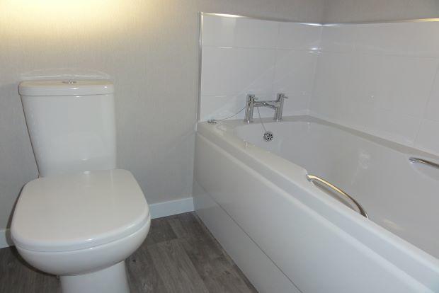 EXAMPLE Bathroom/w.c