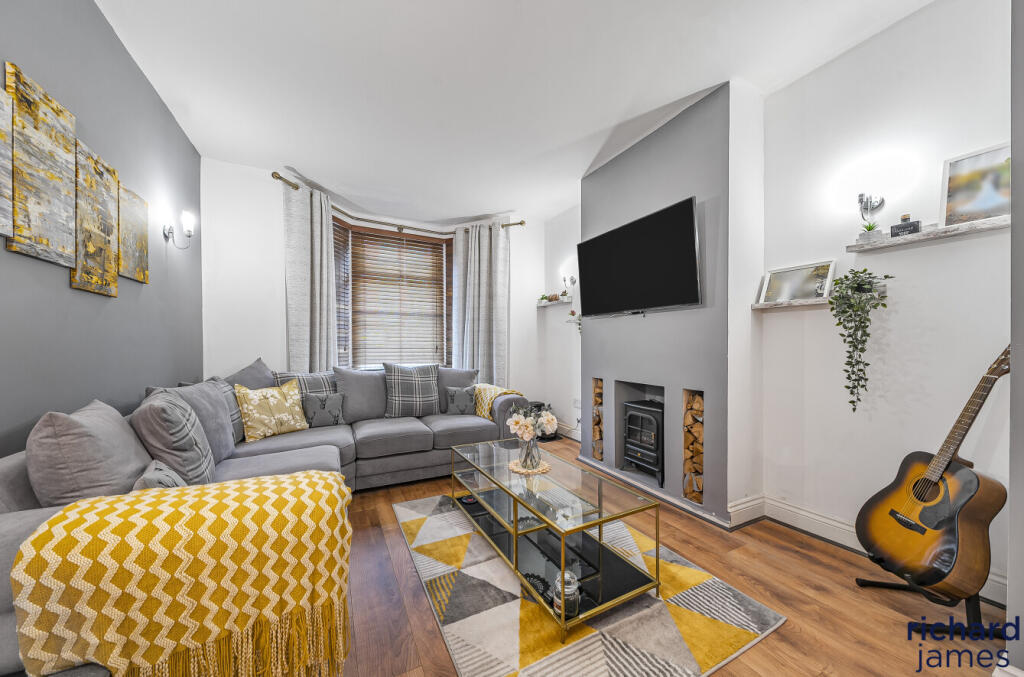 aa497ab8-d13f-45b...