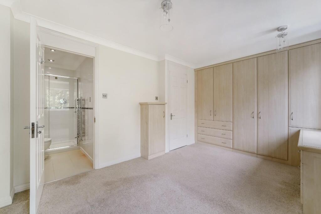 THE WALLED GARDEN (10).jpg