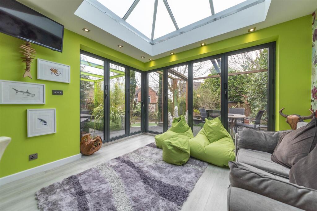 Lounge/Kitchen/Dinning Room