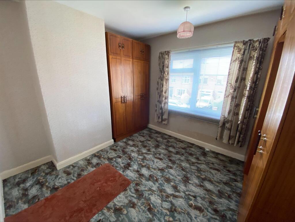 Bramleys Estate Agents - Trenton Road - Batley (6)