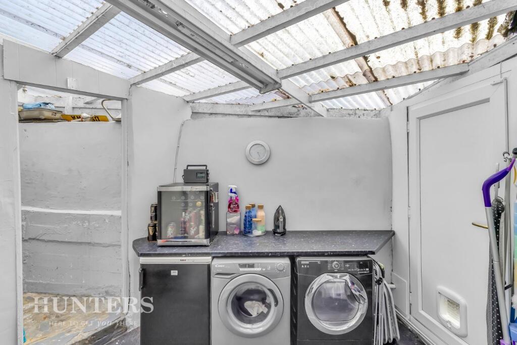 406 Ripponden Road (12).jpg