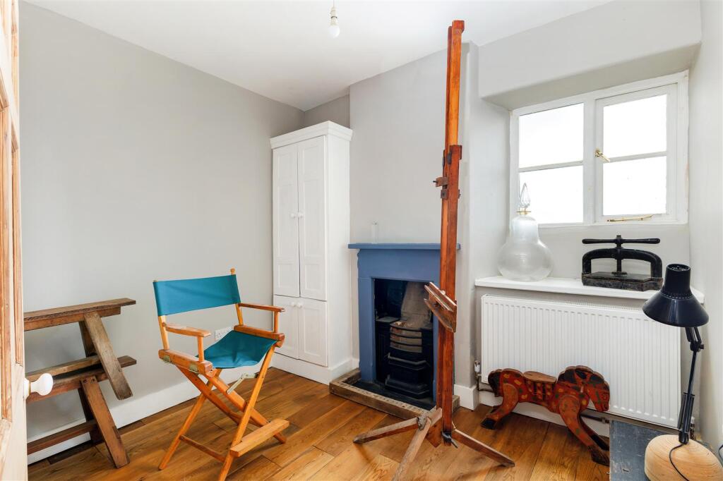 92985_Hill-House-Selsley-East (13).jpg