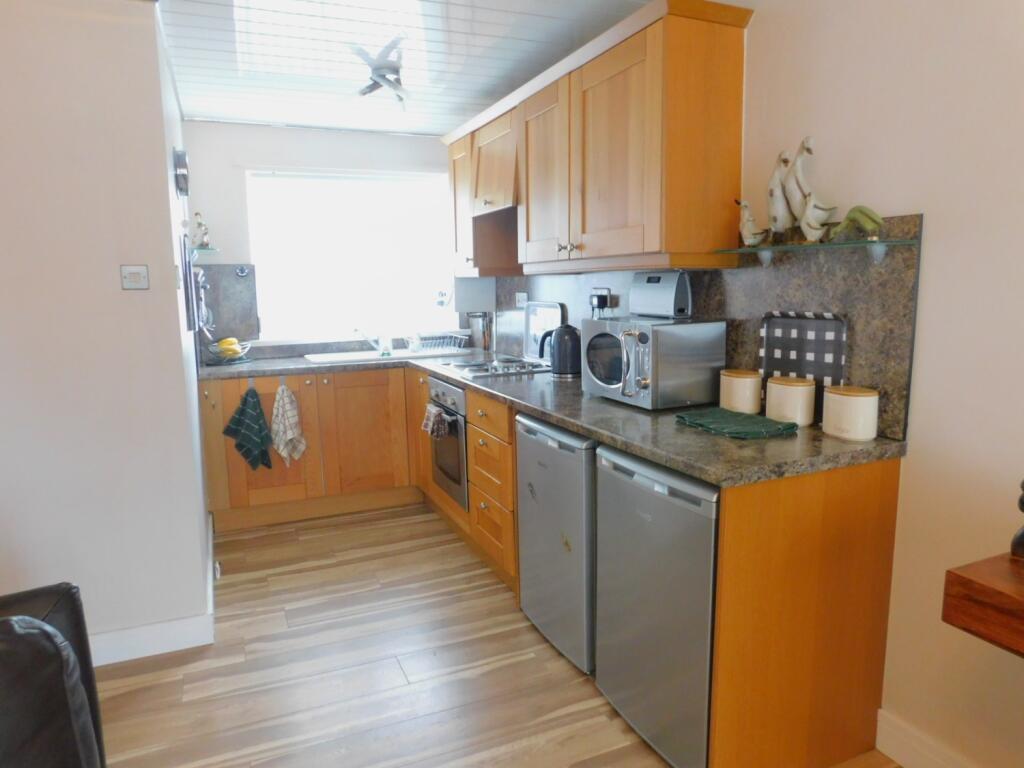 7 adrian place (7)
