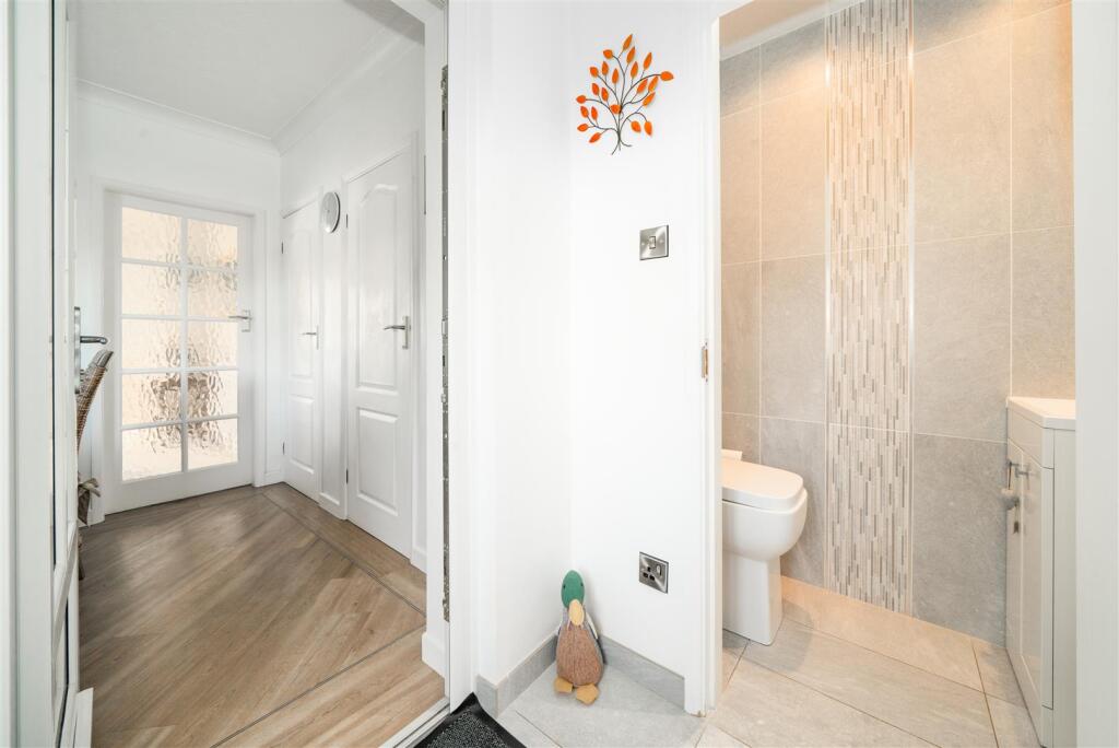 Foyer - WC.jpg