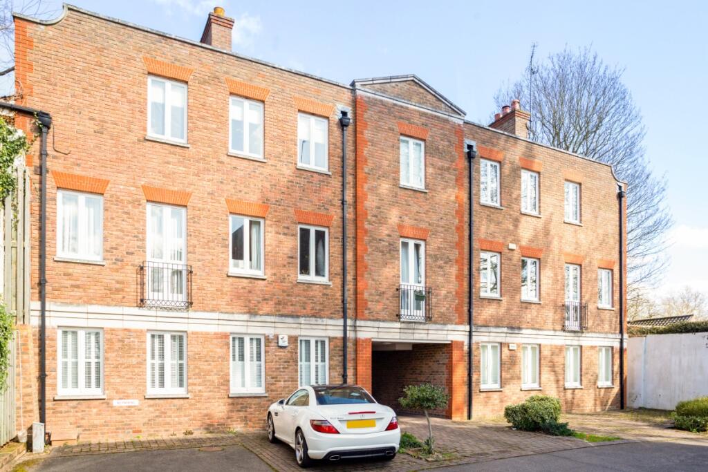 40 Beaufort Road ...