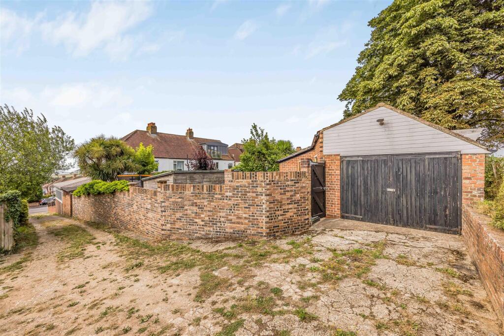 97 Woodfield Avenue, Drayton-Small-PorticoMarketin