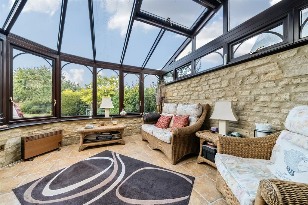 Clare Barn,Yardley Gobion
