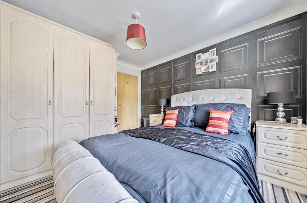 1346650-21-68b1b1...