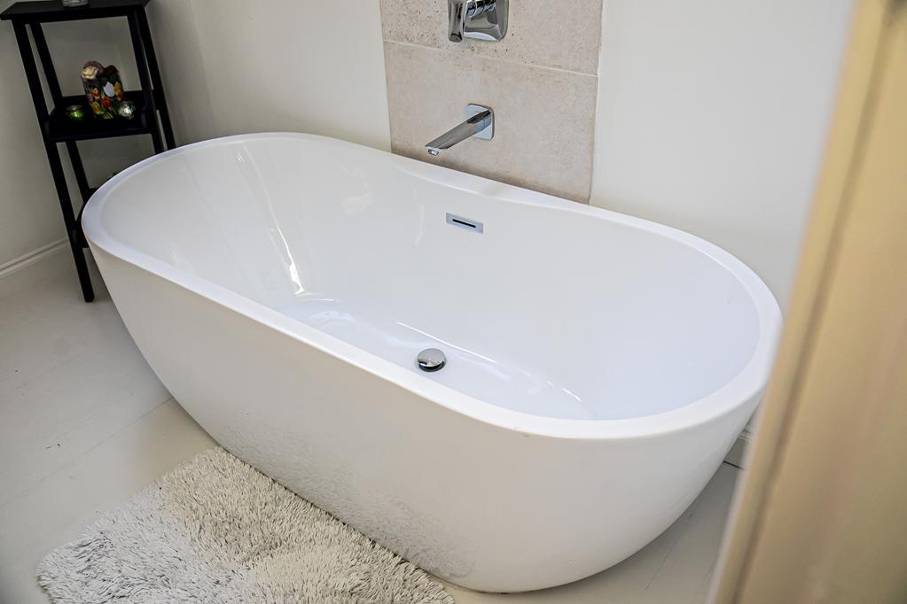 ENSUITE DETAIL