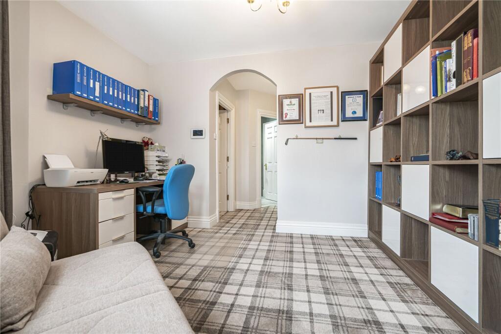 Bedroom/Study