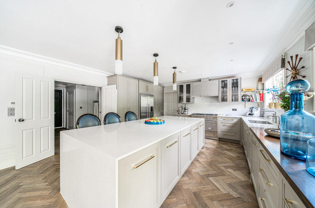 1314396-36-685696...