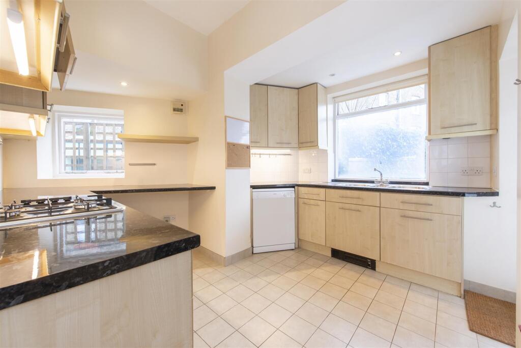 51322 Hi res (6).jpg