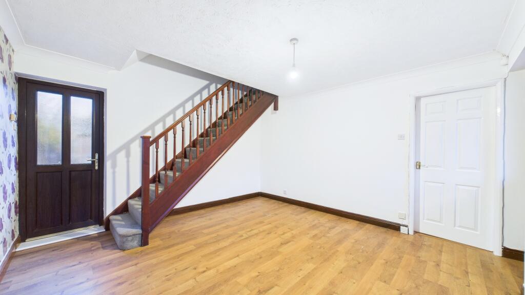 CAM03669G0-PR0039-STILL002