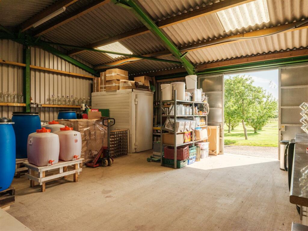 Cidery Inside.jpg