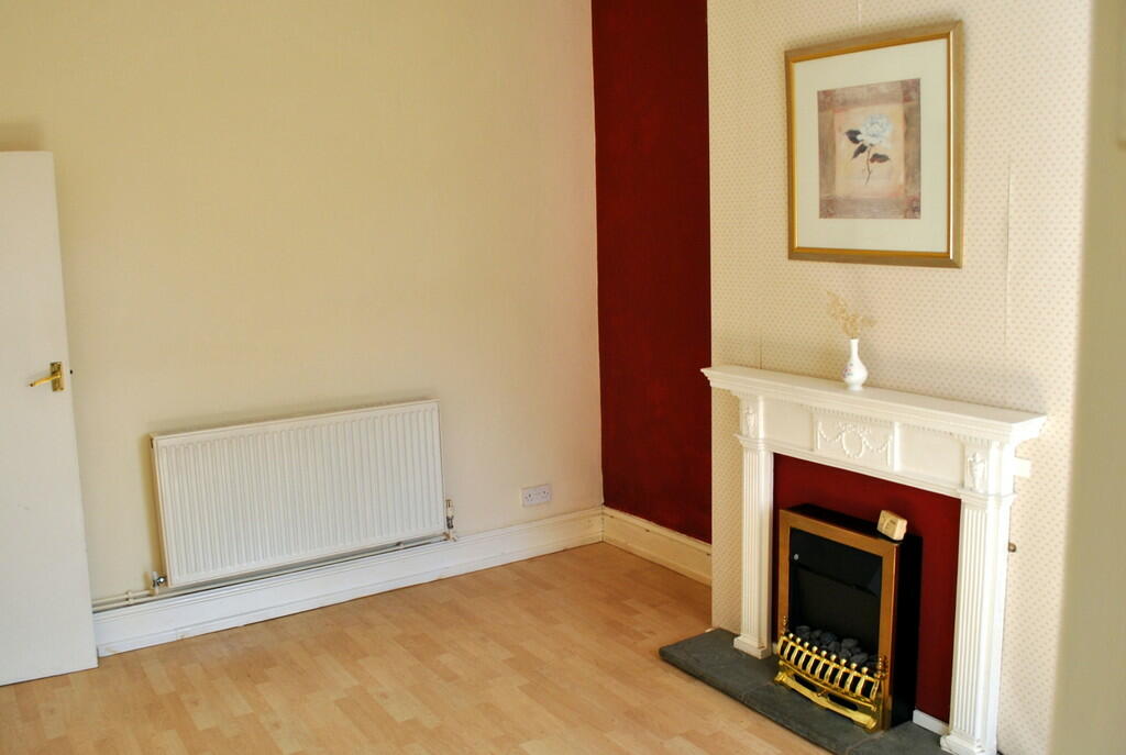 Middle Room 15.4....