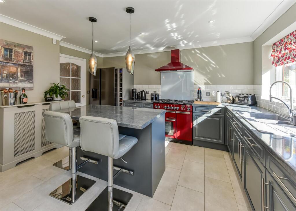 5 Hellier Drive-Kitchen.jpg