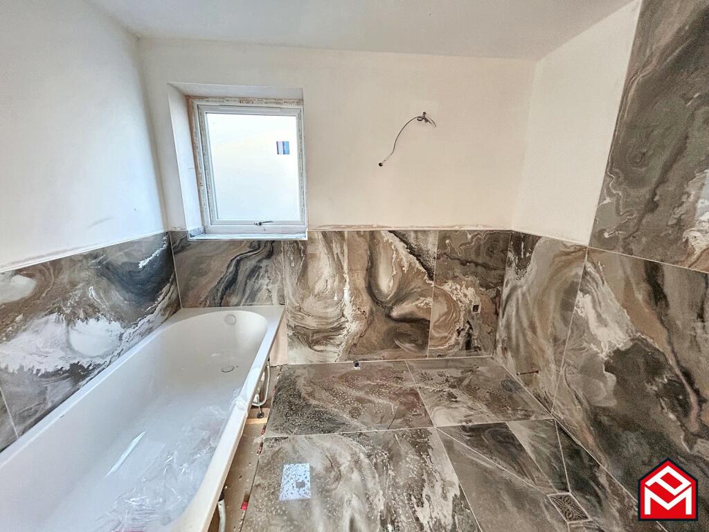 Family Bathroom/ Wetroom