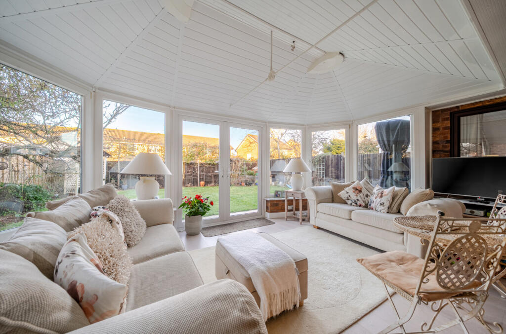 1389427-14-695e4f...