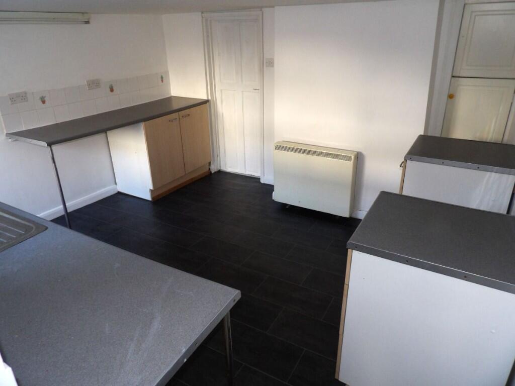 KITCHEN 3