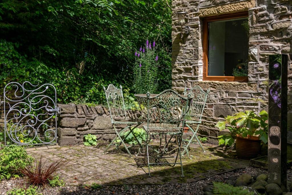 weavers cottage96.jpg