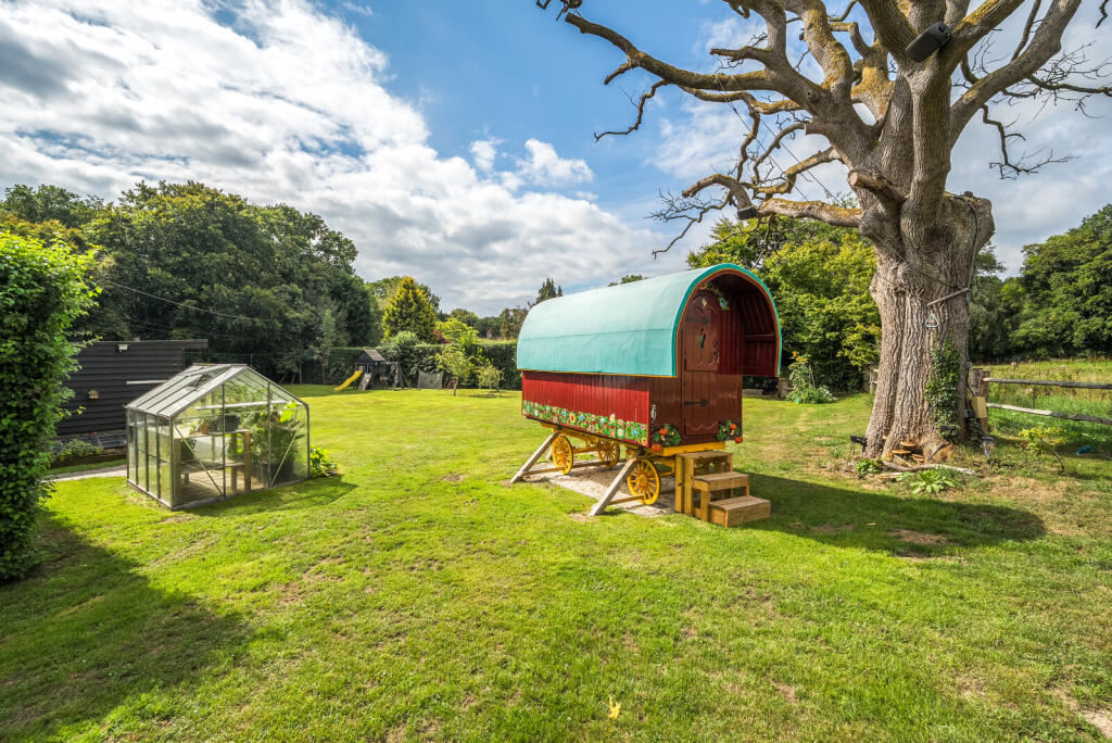 1340361-45-689e30...