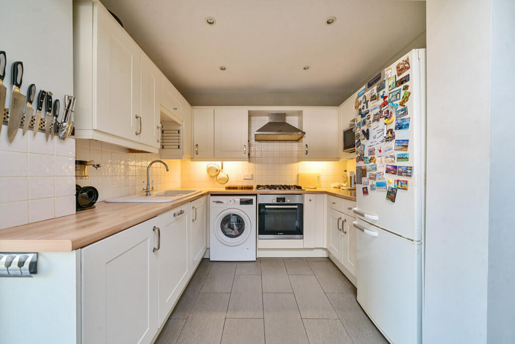 1309722-9-684bf37...