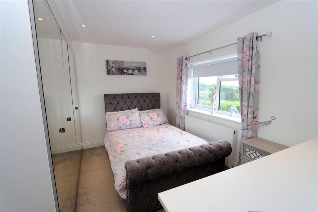 Shaftesbury Road 25