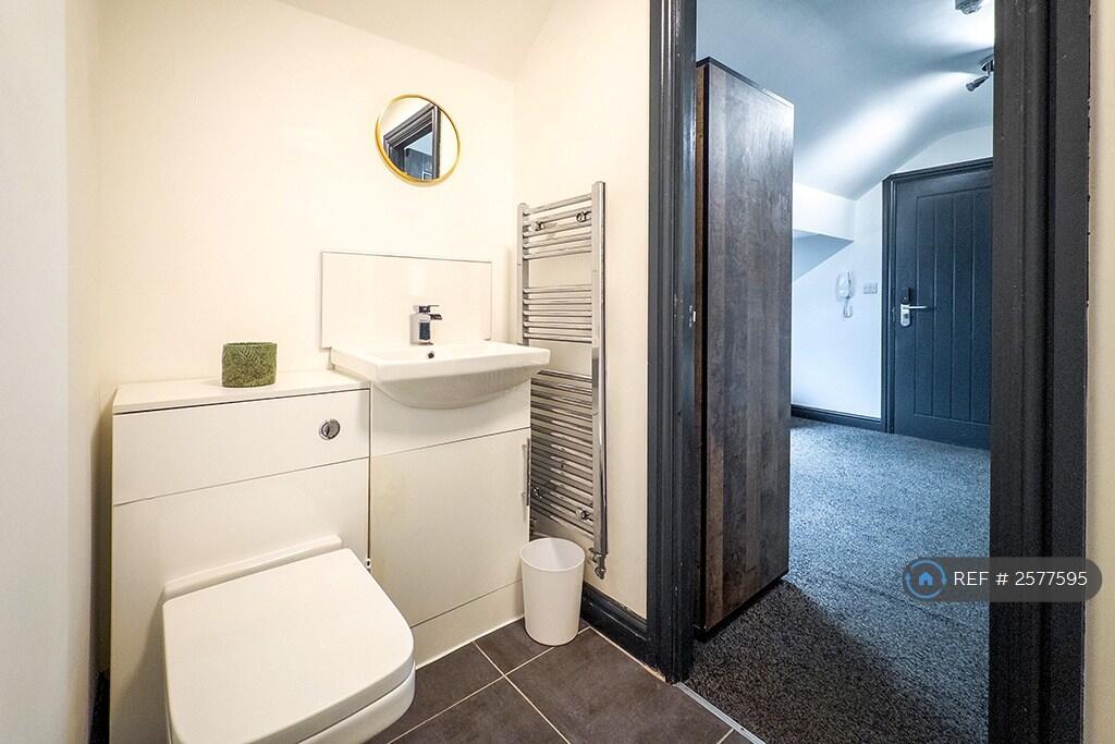 Room 13 