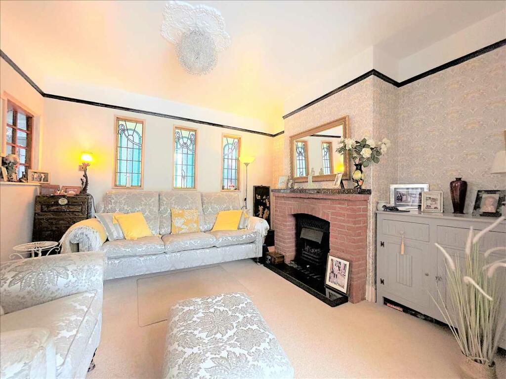 SITTING ROOM