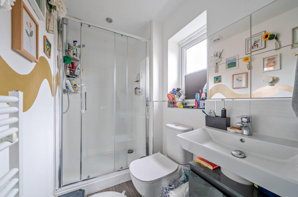 1375045-14-6908883d5f527