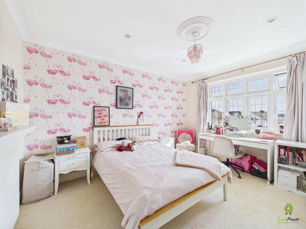 Nicoleta Aliman Ewemove Bexleyheath 