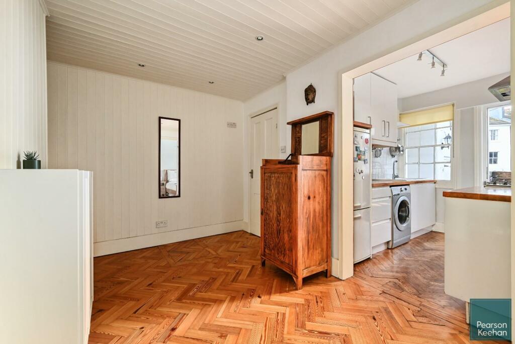 Garden Apartment, 25 Buckingham Place, BN1  (13).j